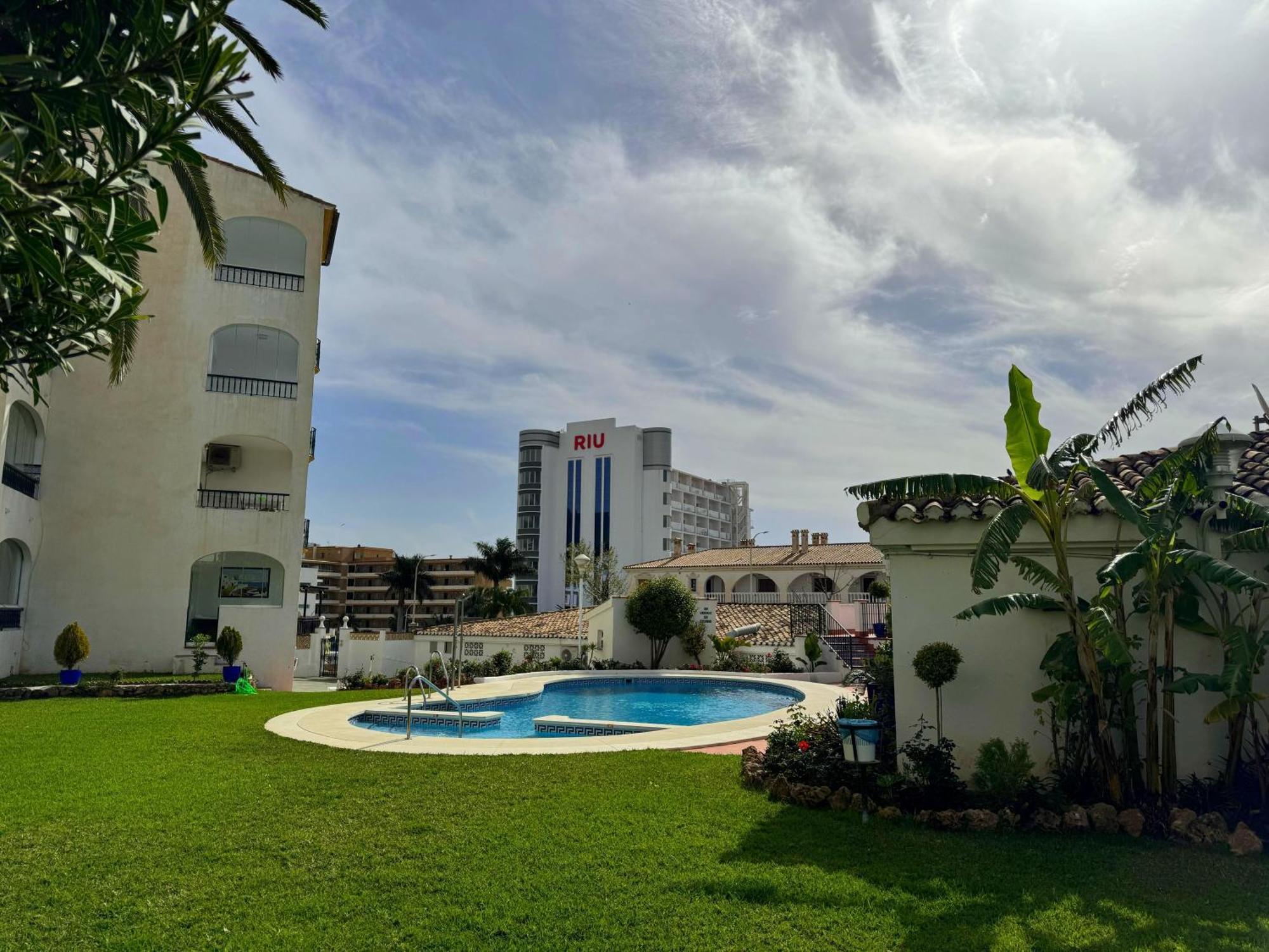 Terraza Y Vistas En Carihuela Erisa 2 A 100 Metros De La Playa Apartament *