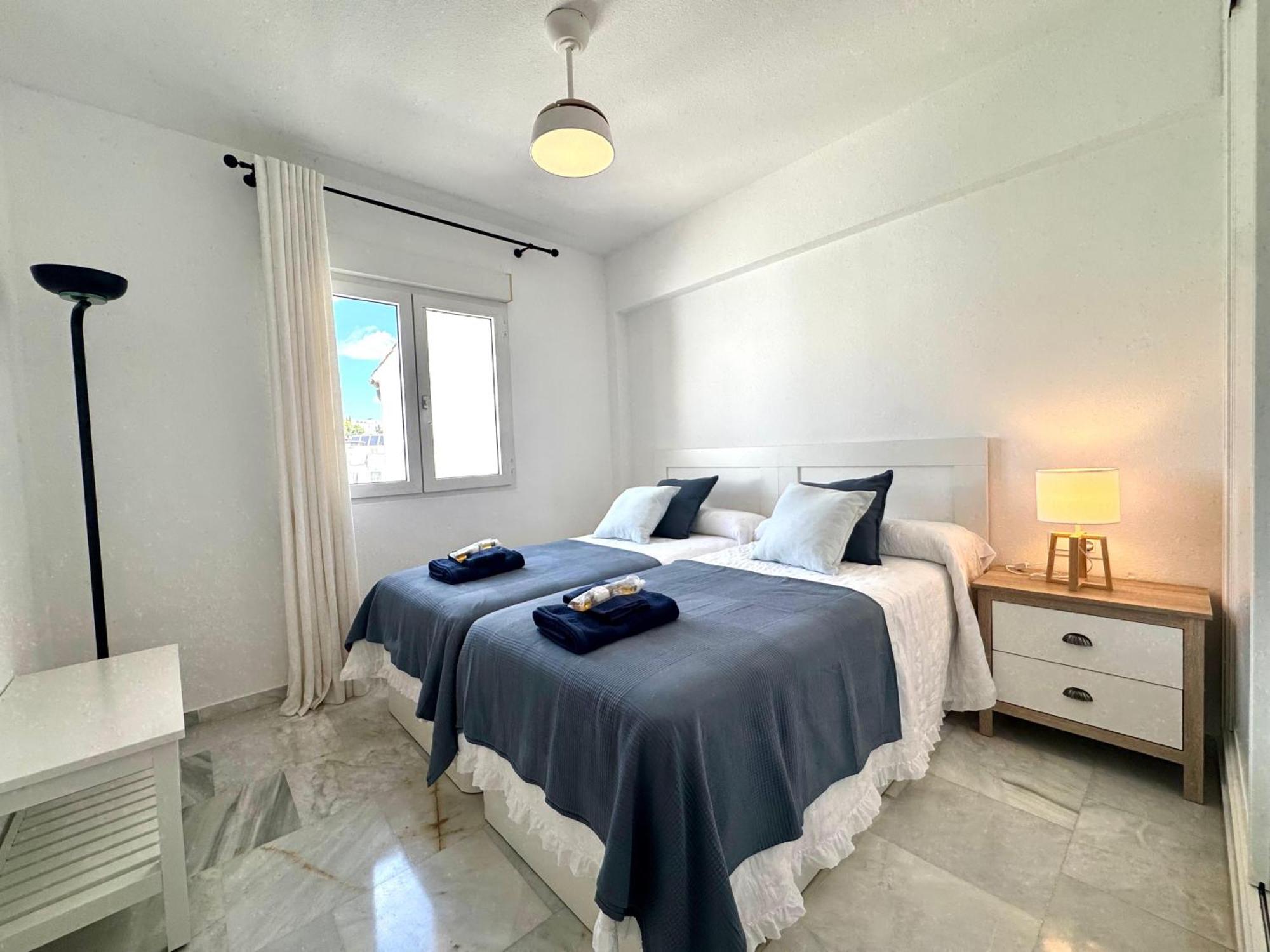 Apartament Terraza Y Vistas En Carihuela Erisa 2 A 100 Metros De La Playa *